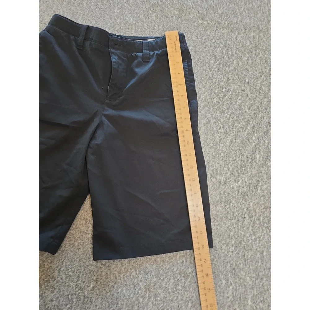Under Armour Shorts Youth Black Match Play Golf Heat Gear Stretch Waist Size 14